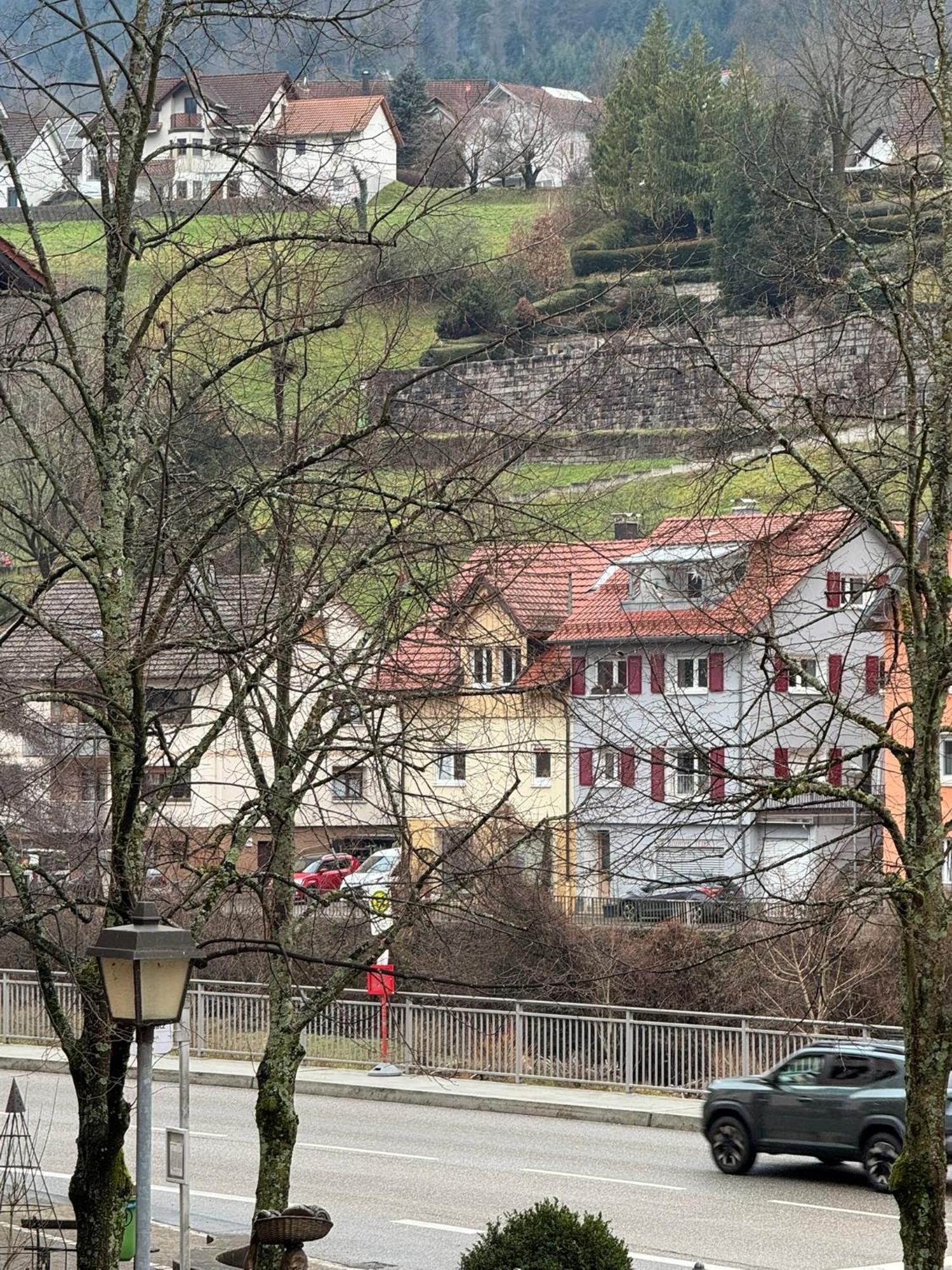 Hotel Gruener Baum - Hotel Im Murgtal, Schwarzwald Weisenbach Exteriér fotografie